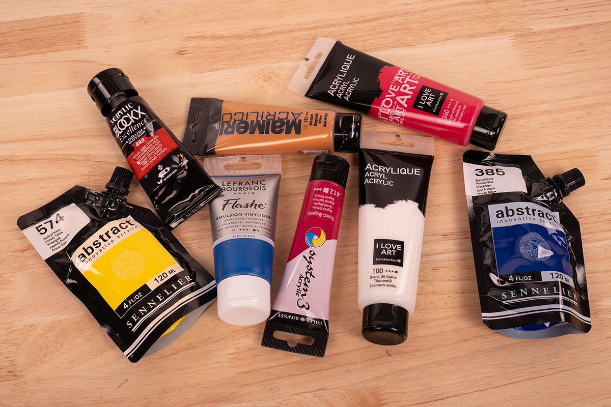 Tubes de peintures acryliques